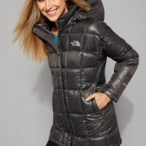 Women’s North Face Transit 600 fill down jacket size S excellent condition